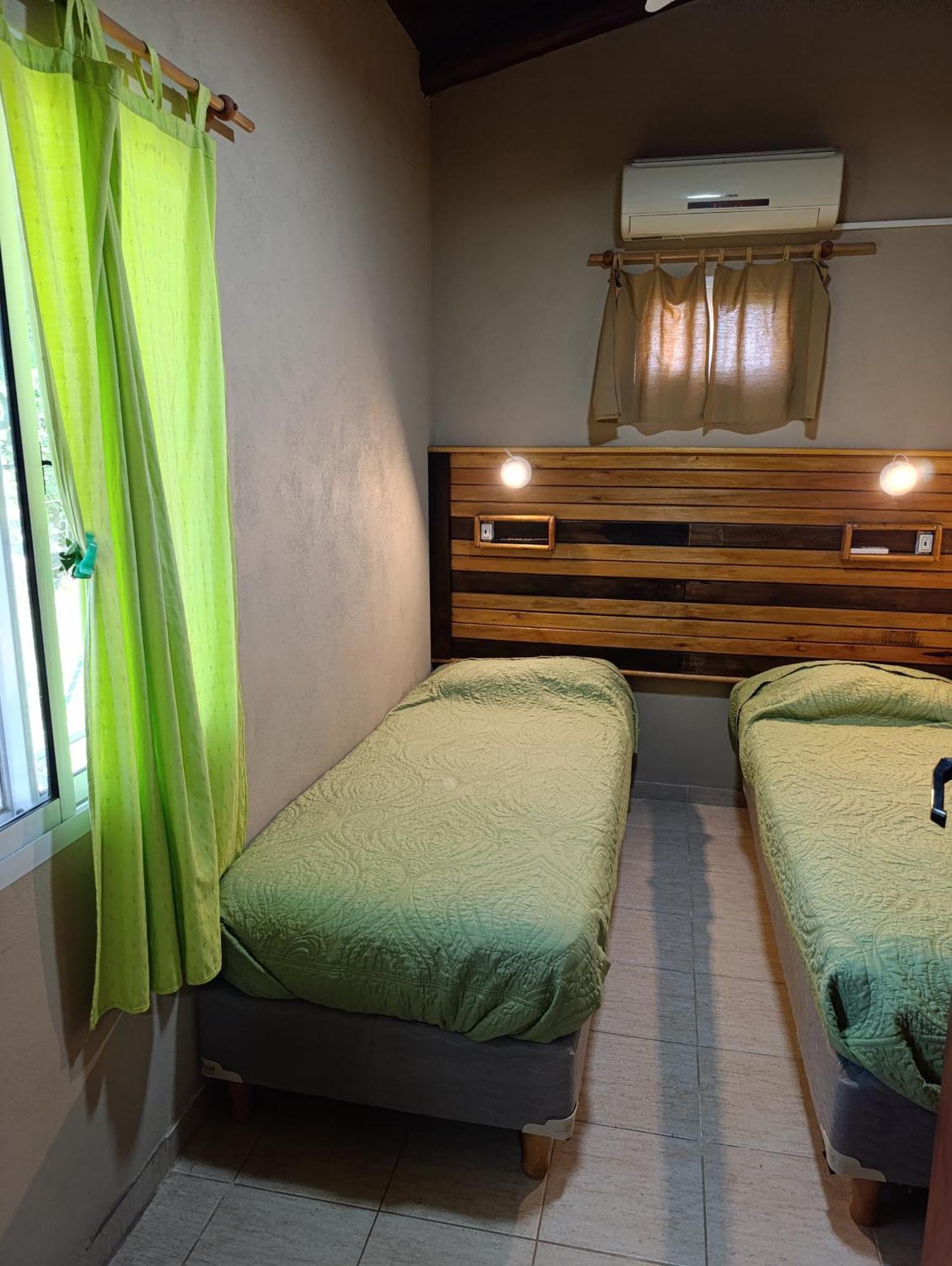 Bungalows El Zarateno Colon  Room photo