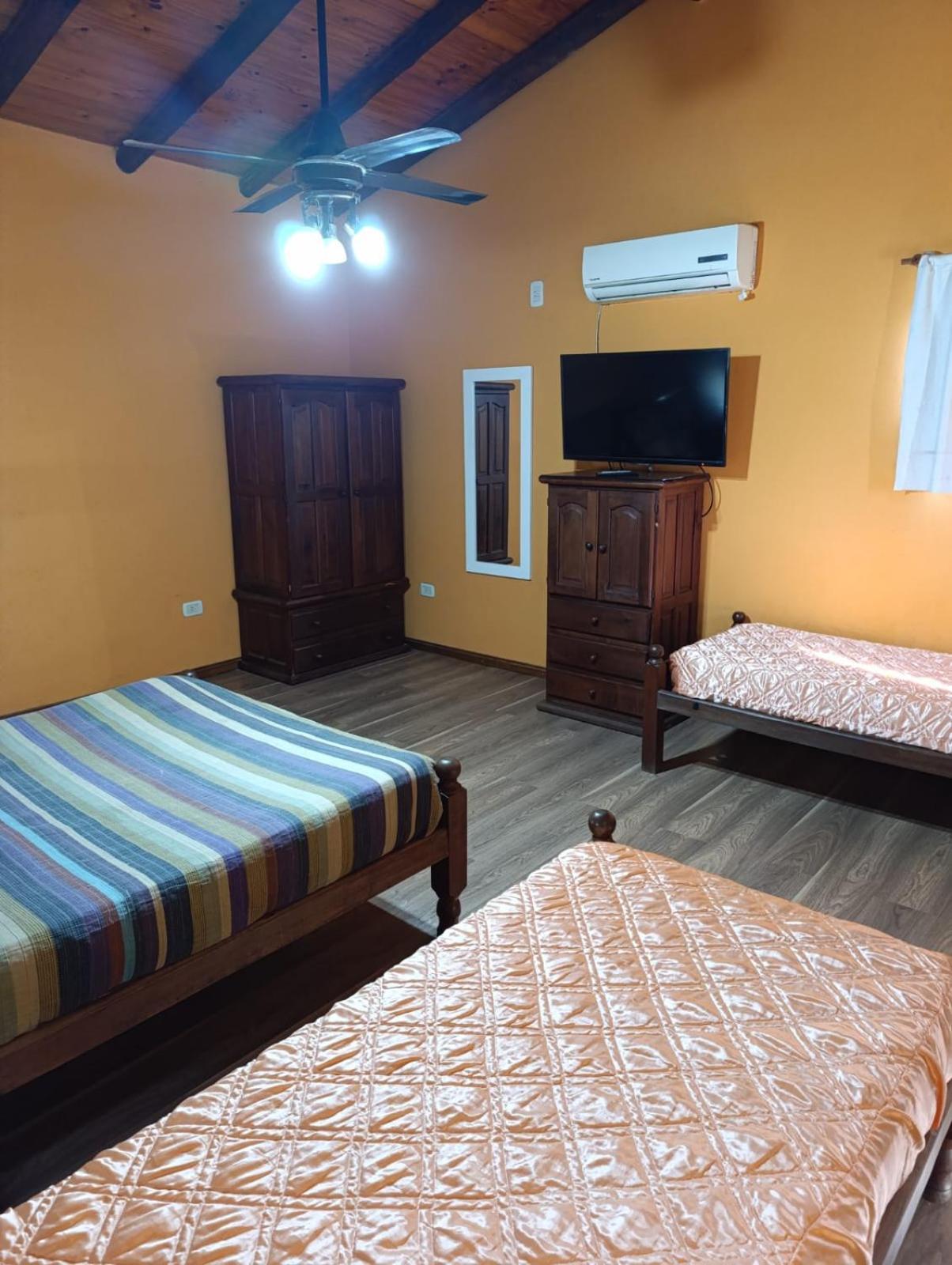Bungalows El Zarateno Colon  Room photo